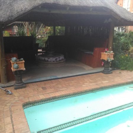 Pretoria-Noord 树顶黄柏宾馆酒店 外观 照片